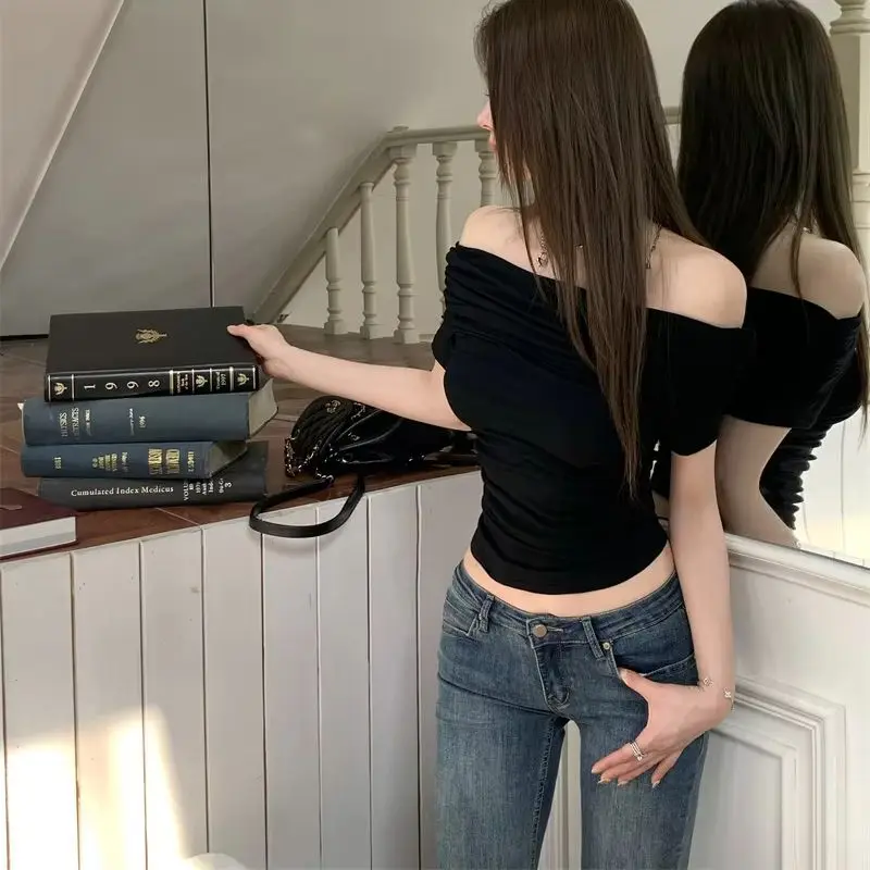 Фото Женские футболки K-pop с открытыми плечами, сексуальные облегающие топы Y2K, винтажные летние футболки Kawaii, корейская модная недорогая одежда, женские футболки №1