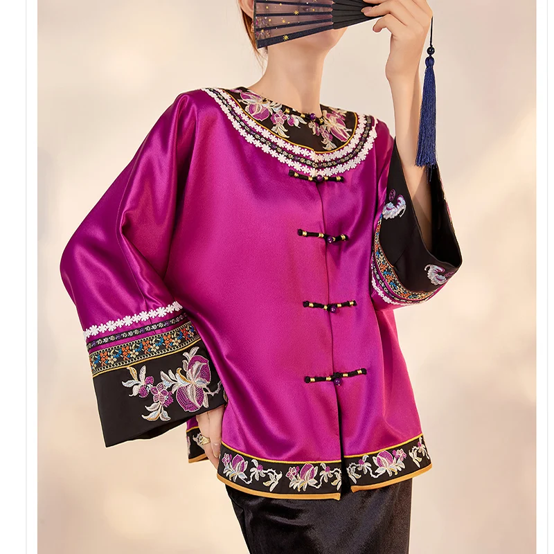 Высококачественное осеннее новое пальто с круглым вырезом и дворцовой вышивкой