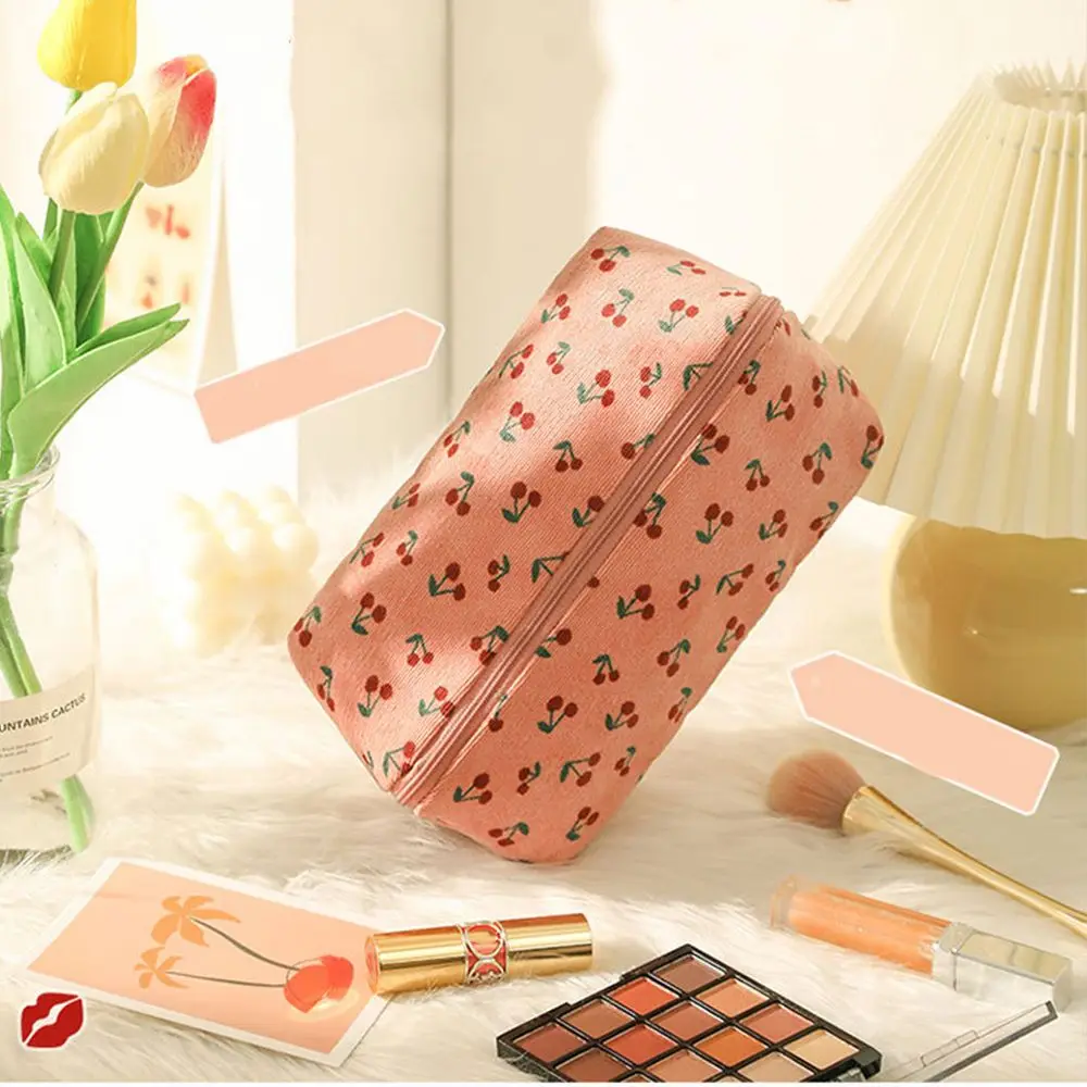 

Storage Case Waterproof Makeup Tools Holder Inside PVC Makeup Brush Holder Toiletry Bag Makeup Bags Cosmetic Bag