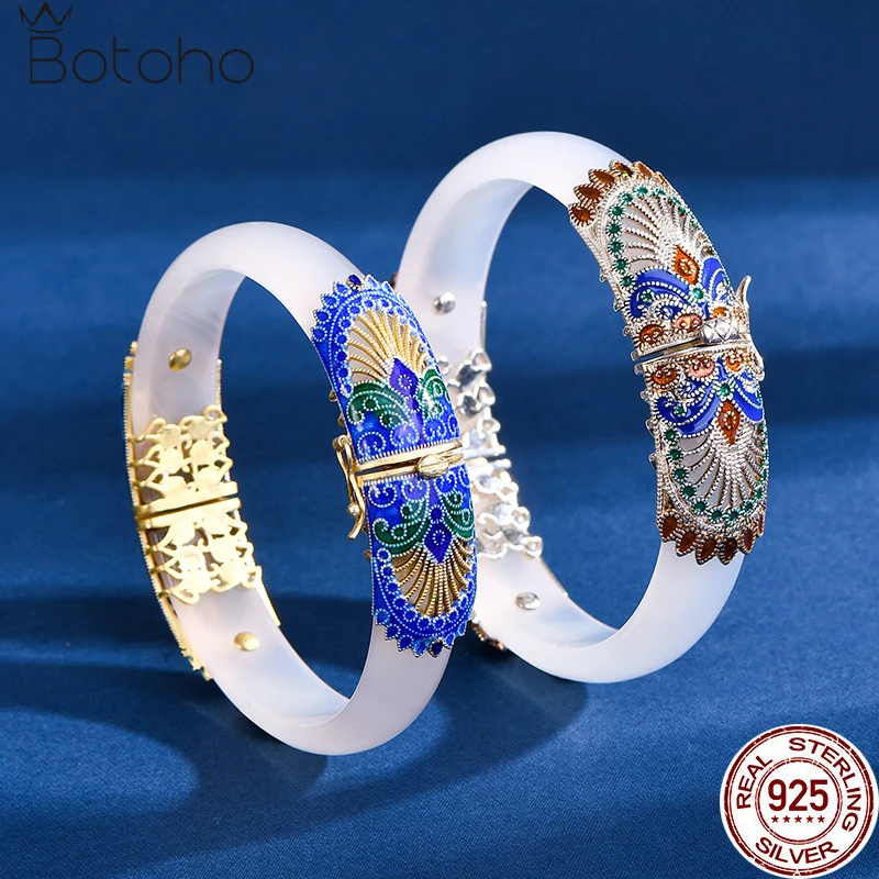 

Женский браслет из натурального халцедона с эмалью, серебро 925 пробы