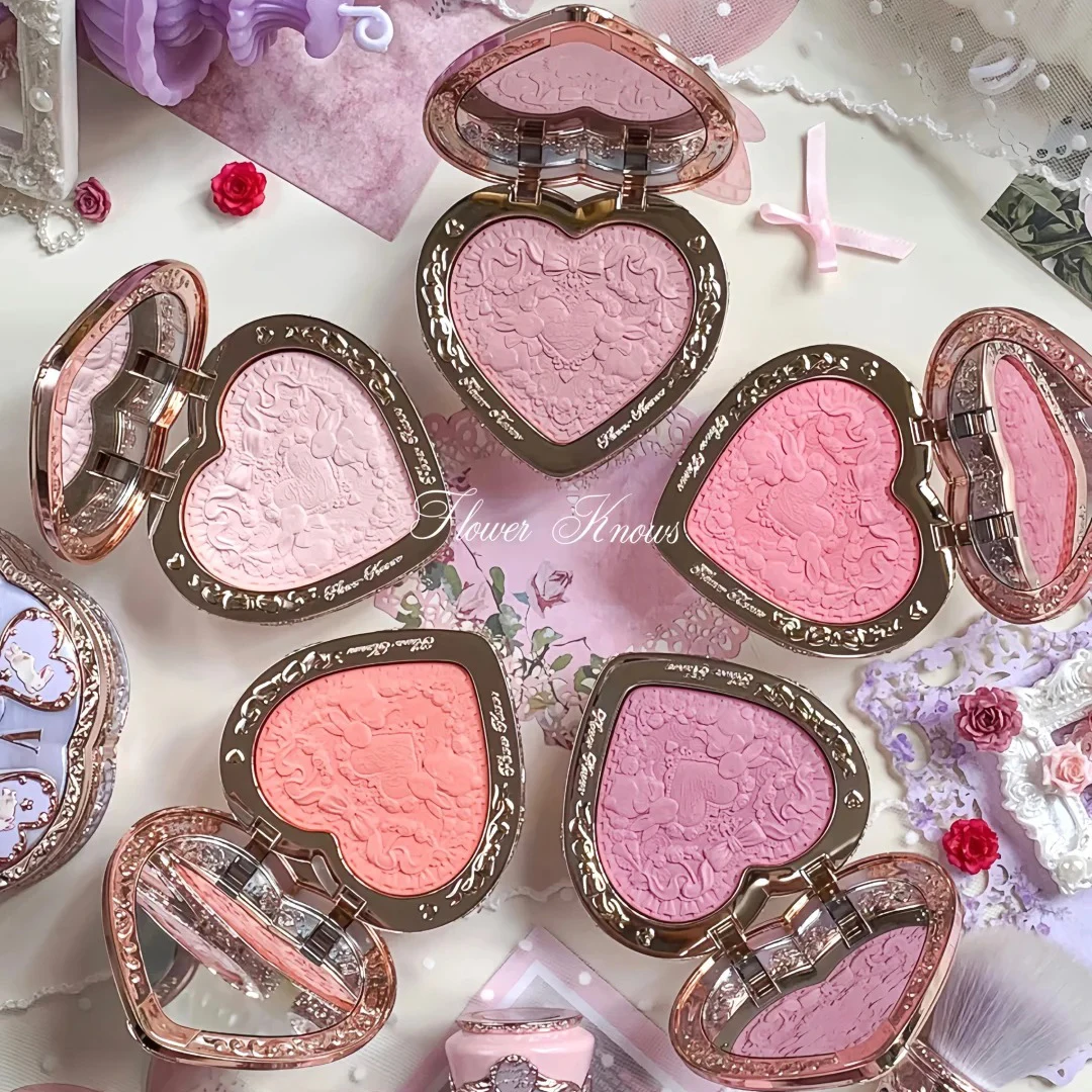 Набор для макияжа Flower Knows Knight Unico Bunny Garden: Румяна с тисненым рисунком милого кролика, стойкие, с мягким пигментом (art.: 3920da6b4e388) - 3920da6b4e388