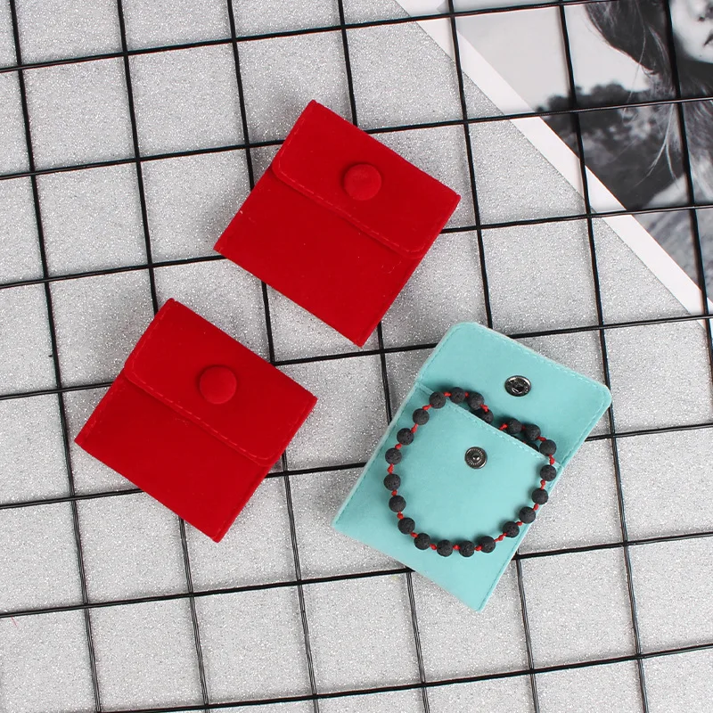 50pcs Personalized Logo Microfiber Jewelry Gift Pouch Velvet Snap Button Rings Earrings Packaging Organizer Wedding Favors Bag