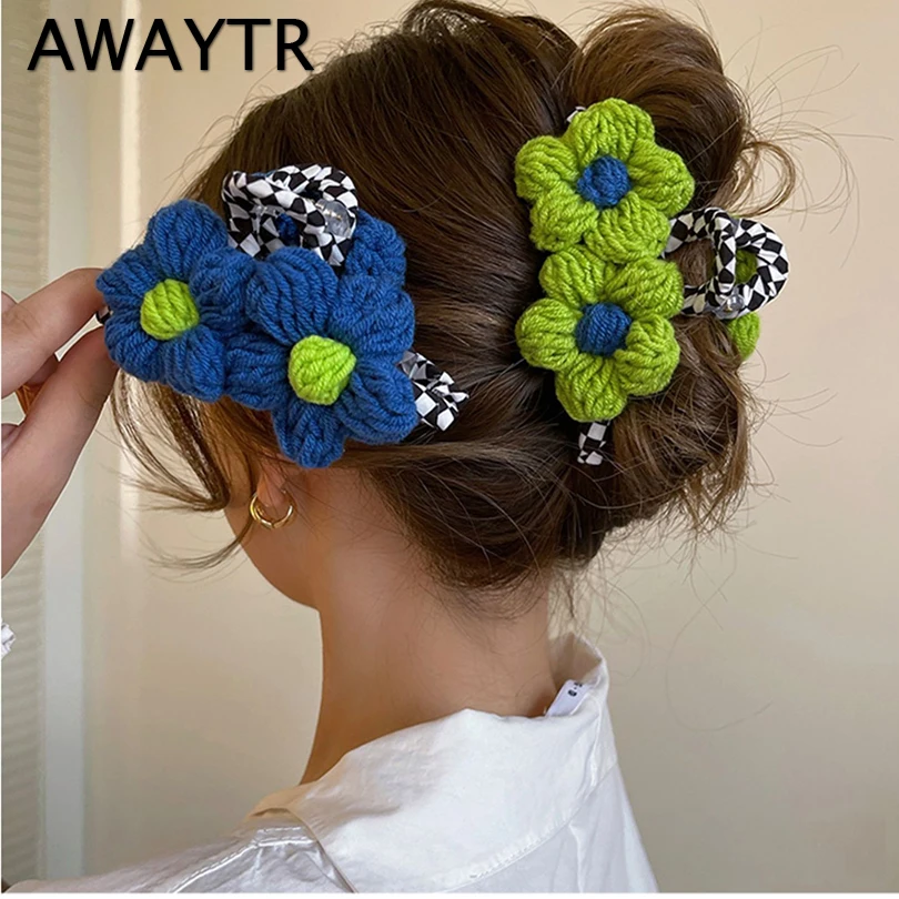 

AWATYR New Double Knitting Flower Hair Claws Clips Hairpins For Girls Women Fashion Hairgrip Barrettes Hair Crab Hair Accessorie