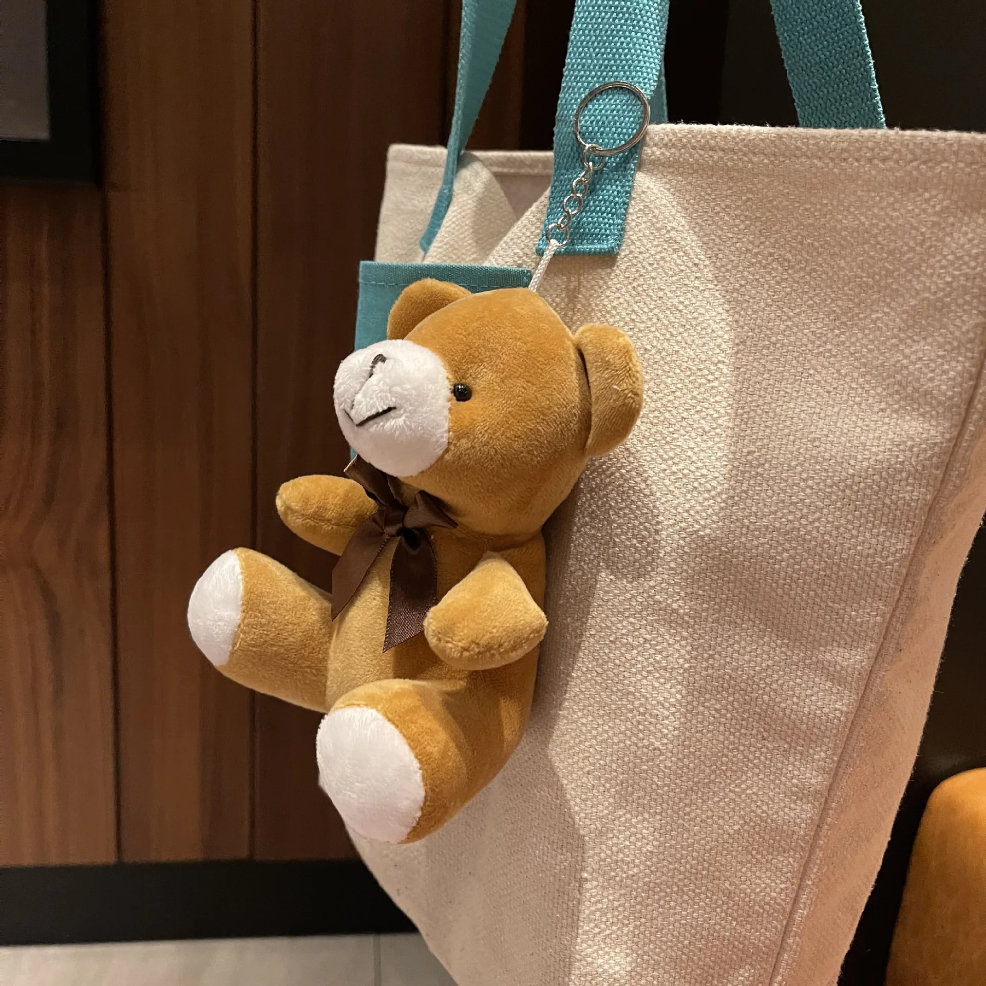 

Bow Tie Sitting Bear 13CM Plush Pendant Ornament Gift Box with Plush Bear Doll Bag Car Ornament