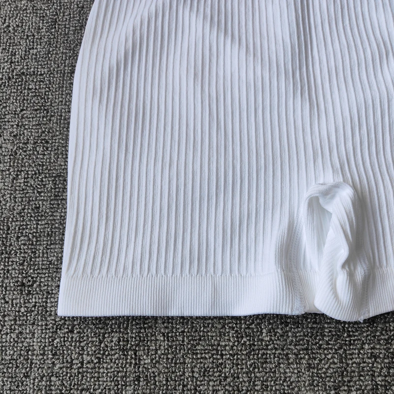 Seamless Women Yoga Set Sports Suit Fitness Sportswear Workout Clothes Zipper Short Sleeve Crop Top High Waist Shorts Gym Set