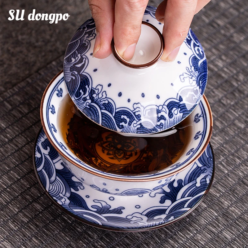 

160ml Blue and White Porcelain Teacup Sancai GaiWan Tea Bowl Chinese Kungfu Tea Set Ceramic Tea Cup Fashion Master Cup