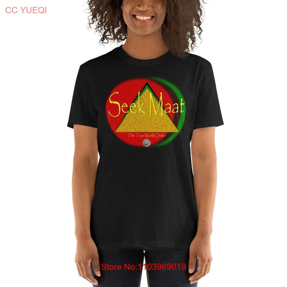 Фото Футболка The True World Order Seek Maat черно-синего цвета с длинными или короткими рукавами №1