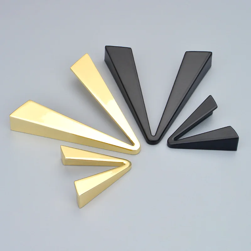 

Black Gold V-Shaped Door Handle Drawer Modern Simple Light Luxury Nordic Wardrobe Cabinet Triangular Handles For Furniture