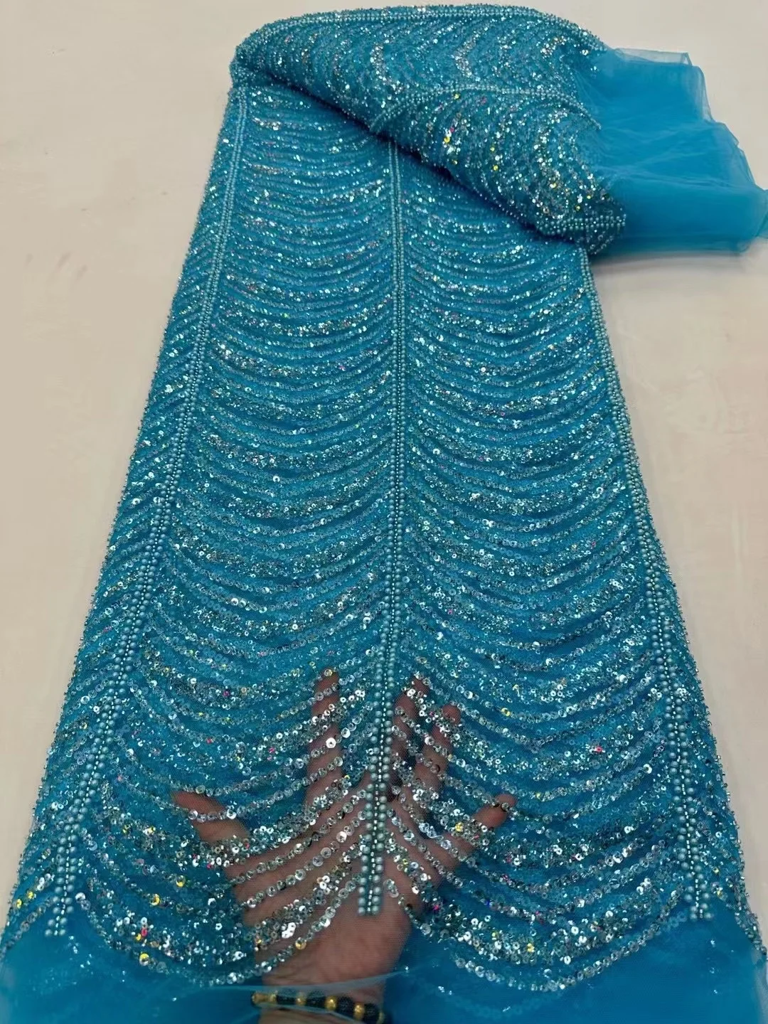 

Fashion blue Friendly African Sequins Lace Fabric Luxury French Nigerian Beaded Mesh Lace Fabric High Quality For Wedding Dress