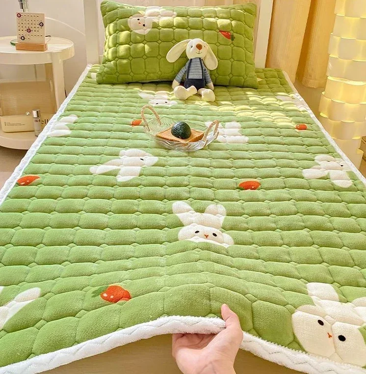 Матрас зимний с молочным бархатным утеплителем двойная мягкая простыня тонкий