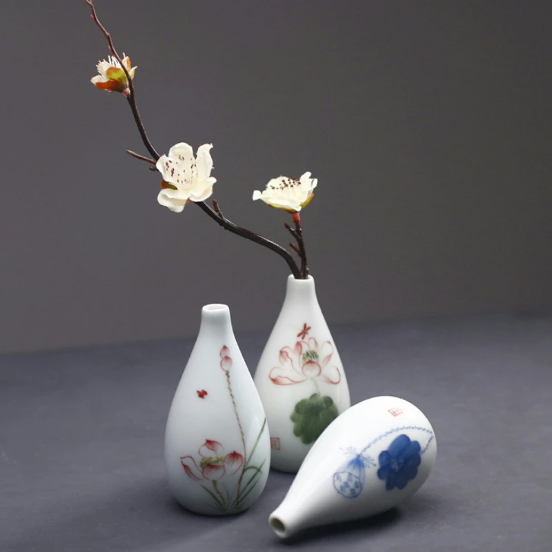 Creative Household Ornaments White Porcelain Hydroponic Flower Vessel Arrangement Mini Vase Hand Painted Ceramic Room Decor Home 1
