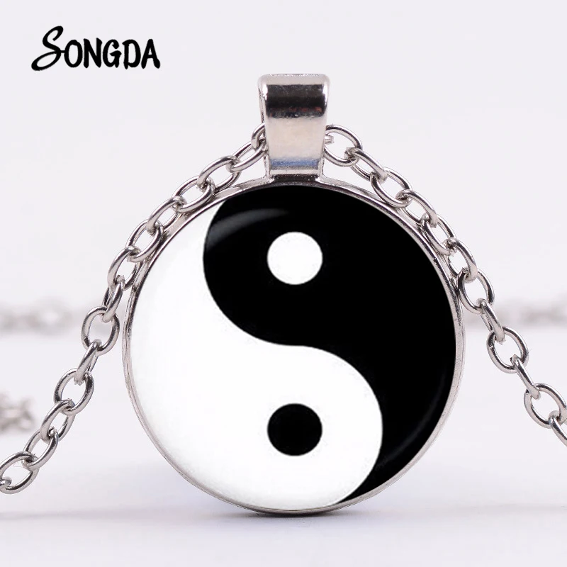 BLACK & SILVER 3D LARGE YING & YANG CIRCULAR CLIP ON PENDANT /CHARM-SILVER ALOY 