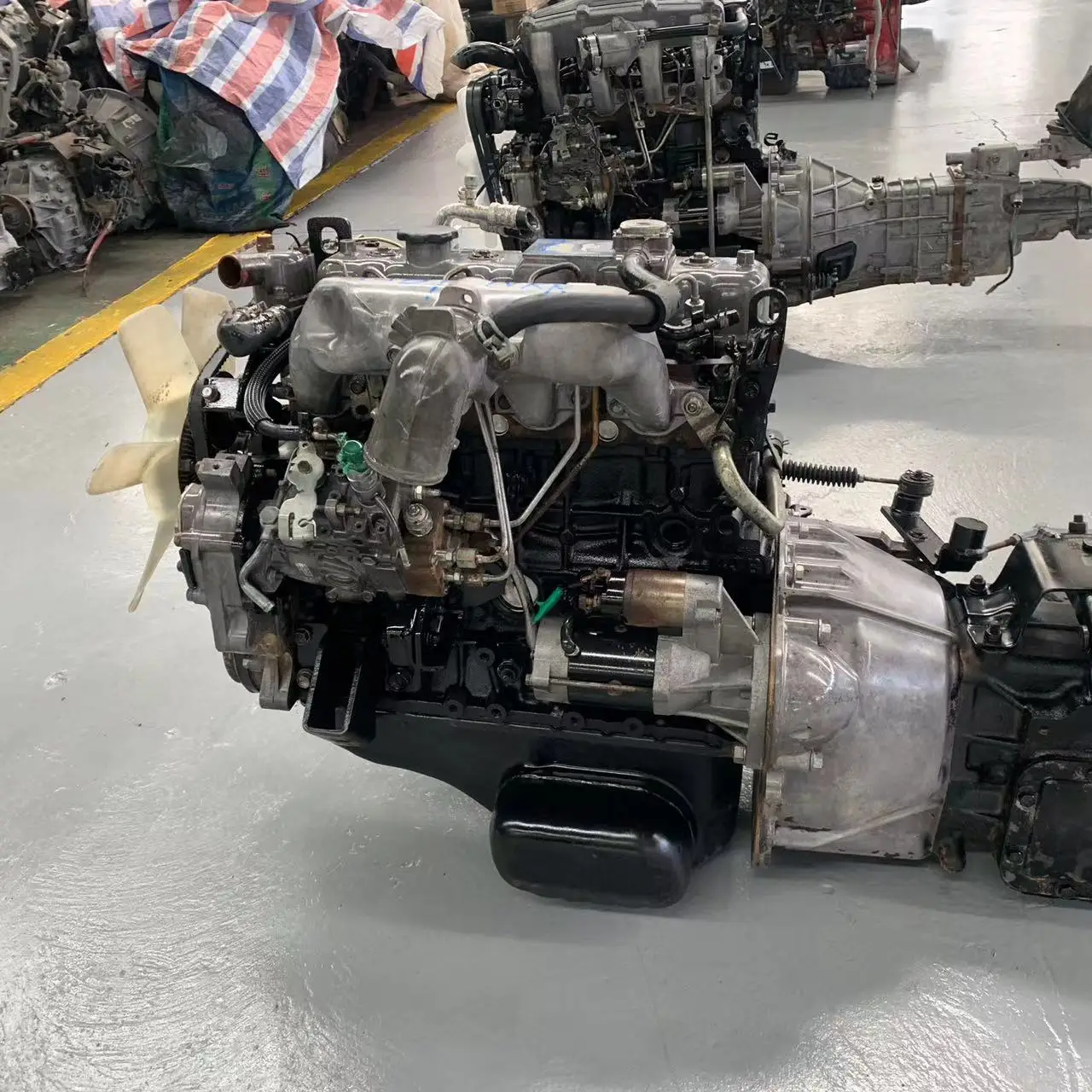 Б/у дизельный двигатель 4JB1 4-цилиндровый 2 8 л оригинальный Isuzu для захвата