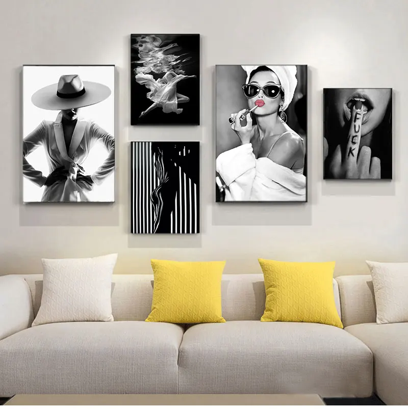 

Black White Underwater Woman Print Sexy Female Canvas Art Poster Beauty Wall Picture Painting Modern Home Decor Fashion Wall Art