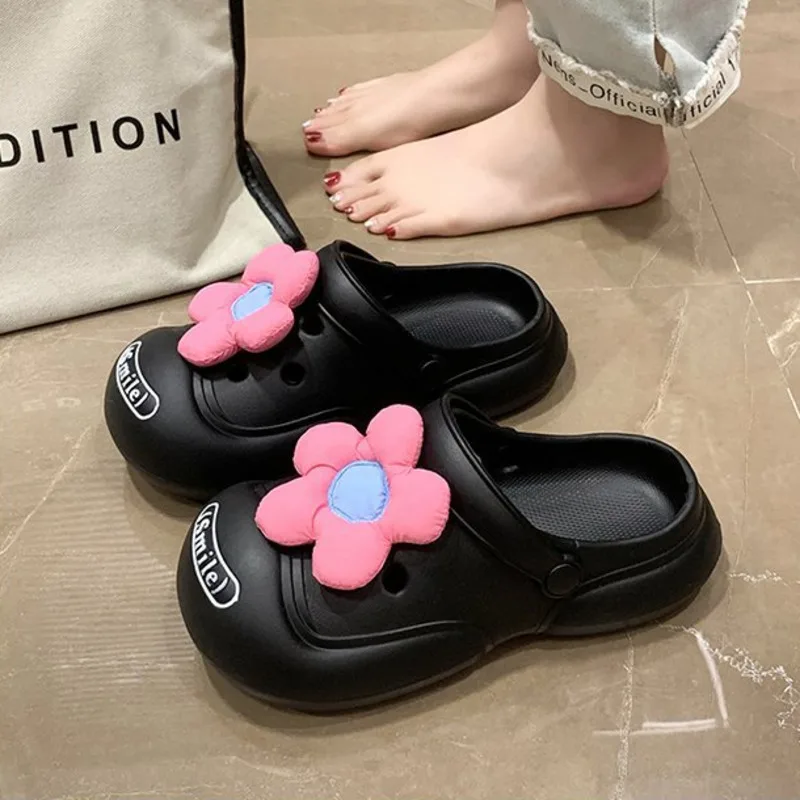 2023 Summer Women Clogs Garden Shoes Flowers EVA Female Beach Sandals Fashion Thick Sole Slides Slippers For Women Ladies