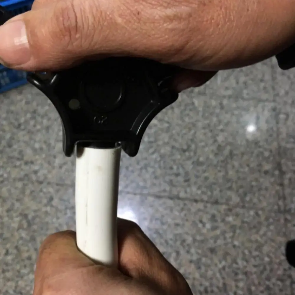 Труборезная фаска пластиковая труборезная 16/20/25 мм внутренняя сантехническая