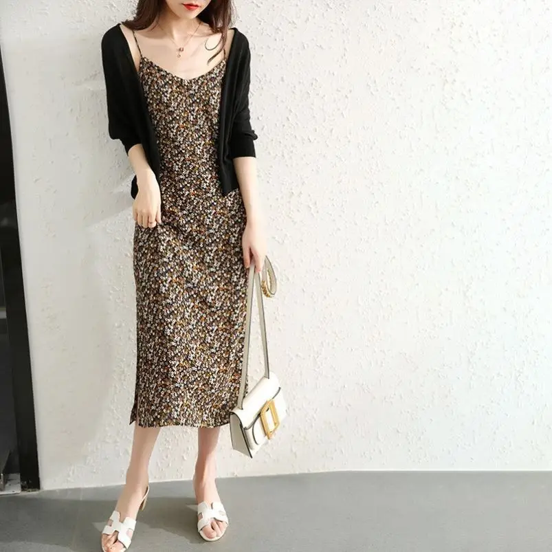 

VANOVICH 2022 Summer Oversized Thin French Style Temperament Print Spaghetti Strap Dress Vintage Chiffon A-LINE Mid-Calf Dress