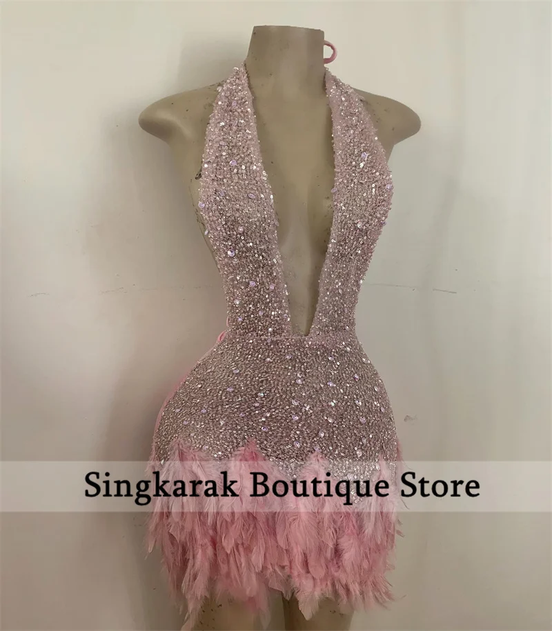 

Sexy Diamonds Short Pink Prom Dresses 2023 Halter Sparkly Beads Crystals Feathers Birthday Cocktail Party Gowns Robe De Bal