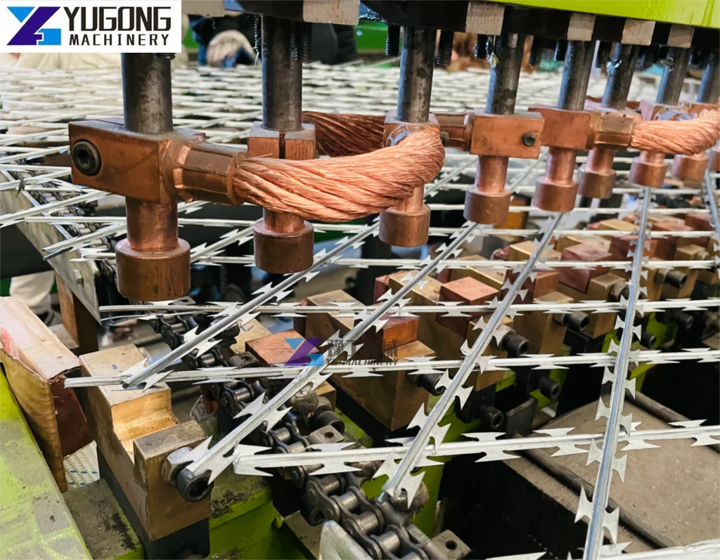 Автоматическая сварная сетка из армированной оцинкованной стали по заводской