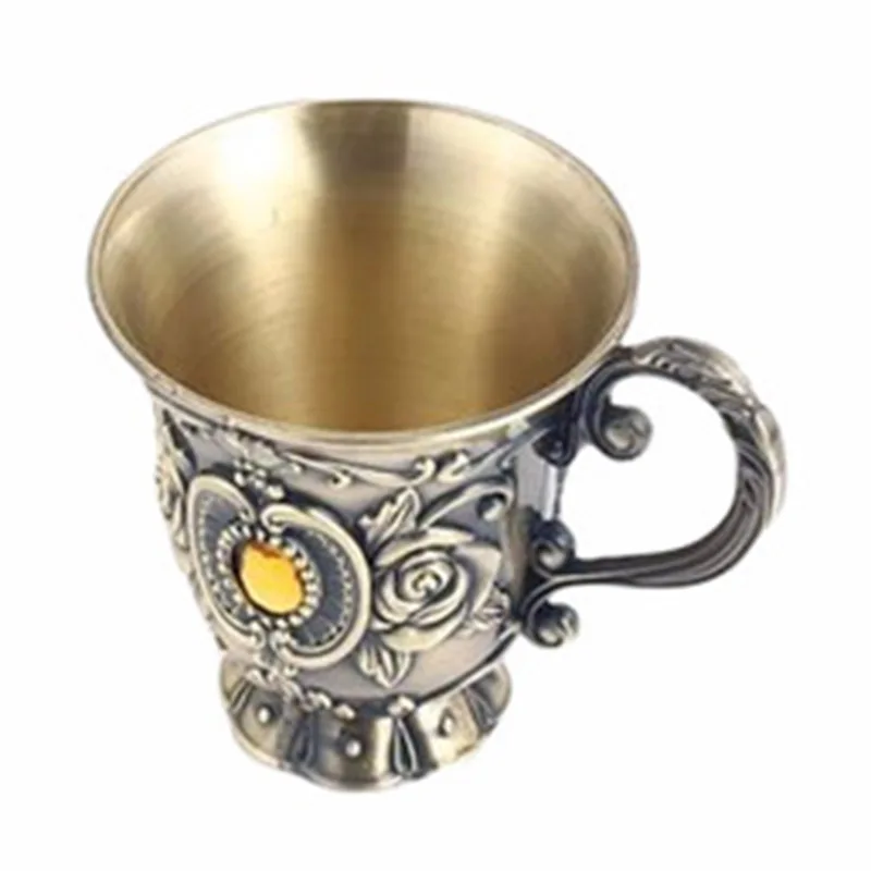 

Скандинавский металлический винтажный маленький Кубок, украшение для дома, Креативные Свадебные подарки на новоселье, искусственная резьб...