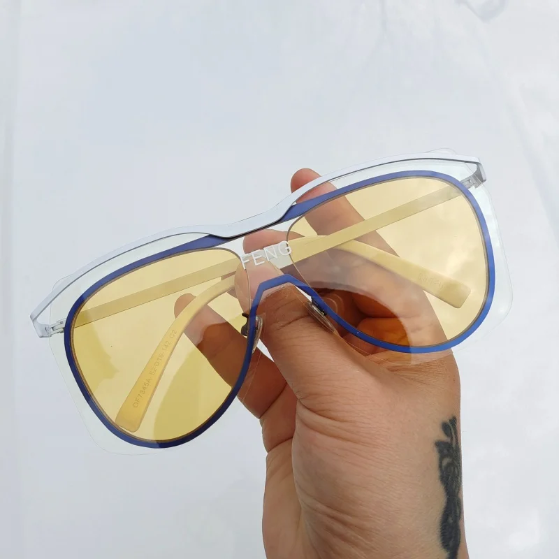 

Disney Harajuku Style Large Frame Integrated Pilot Sunglasses Female round Face Personalized Avant-Garde Sunglasses Brown