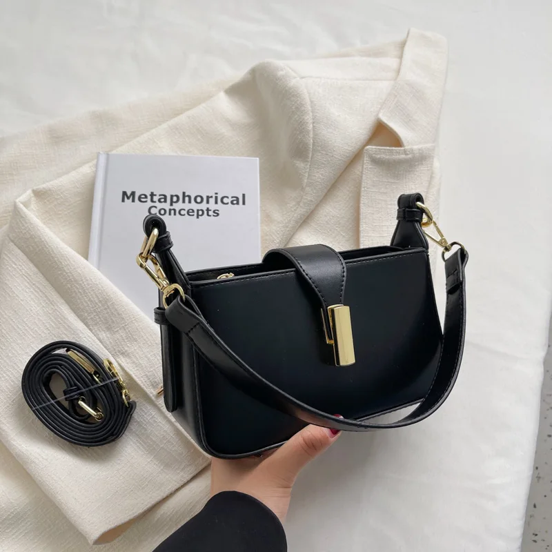 

2022 Branded Small PU Leather Crossbody Side Underarm Shoulder Bag Trendy Summer Fashion Brand Designer Female Luxury Handbags