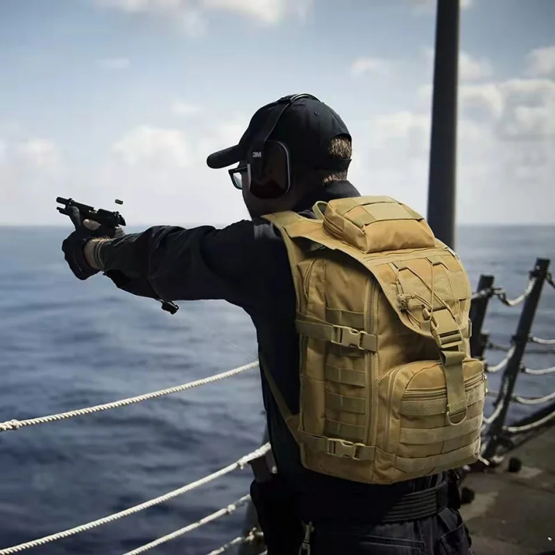 

40L Military Tactics Backpack Men Army Assault Bag Molle System Bags Backpacks Outdoor Sports Backpack Camping Hiking Backpacks