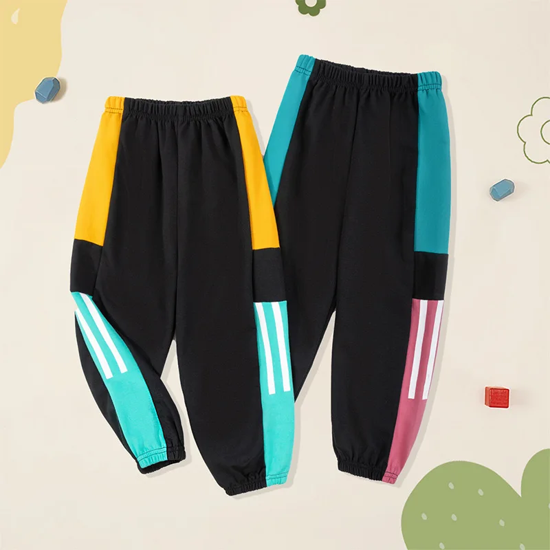 

Брюки детские спортивные с карманами, на возраст от 3 до 12 лет