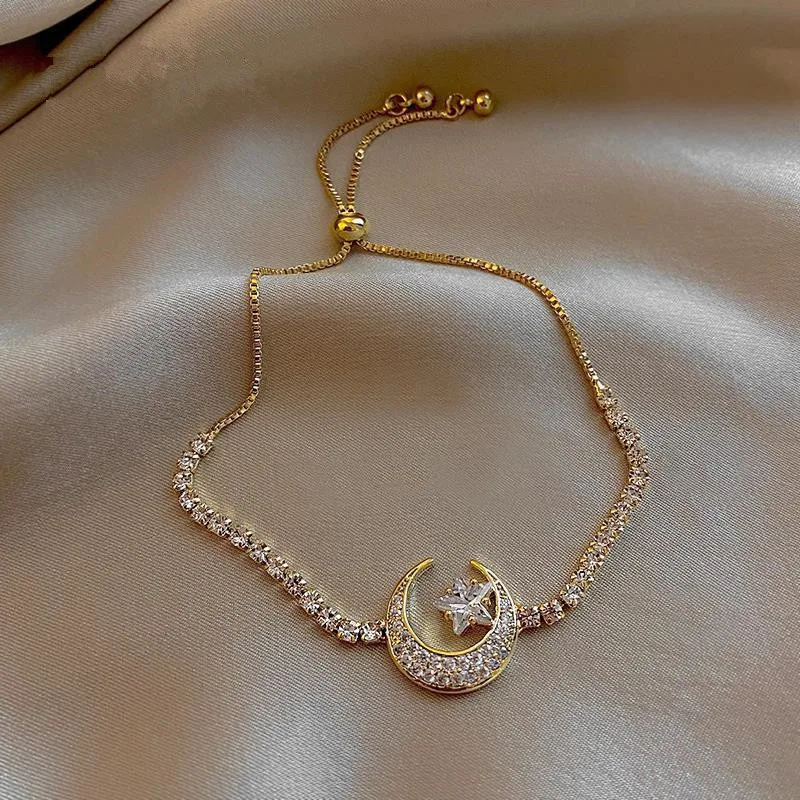 

Luxury Glitter Adjustable Zircon Crescent Moon Bracelet For Women High-Quality Bracelet Wedding Jewelry Birthday Gift Wholesale