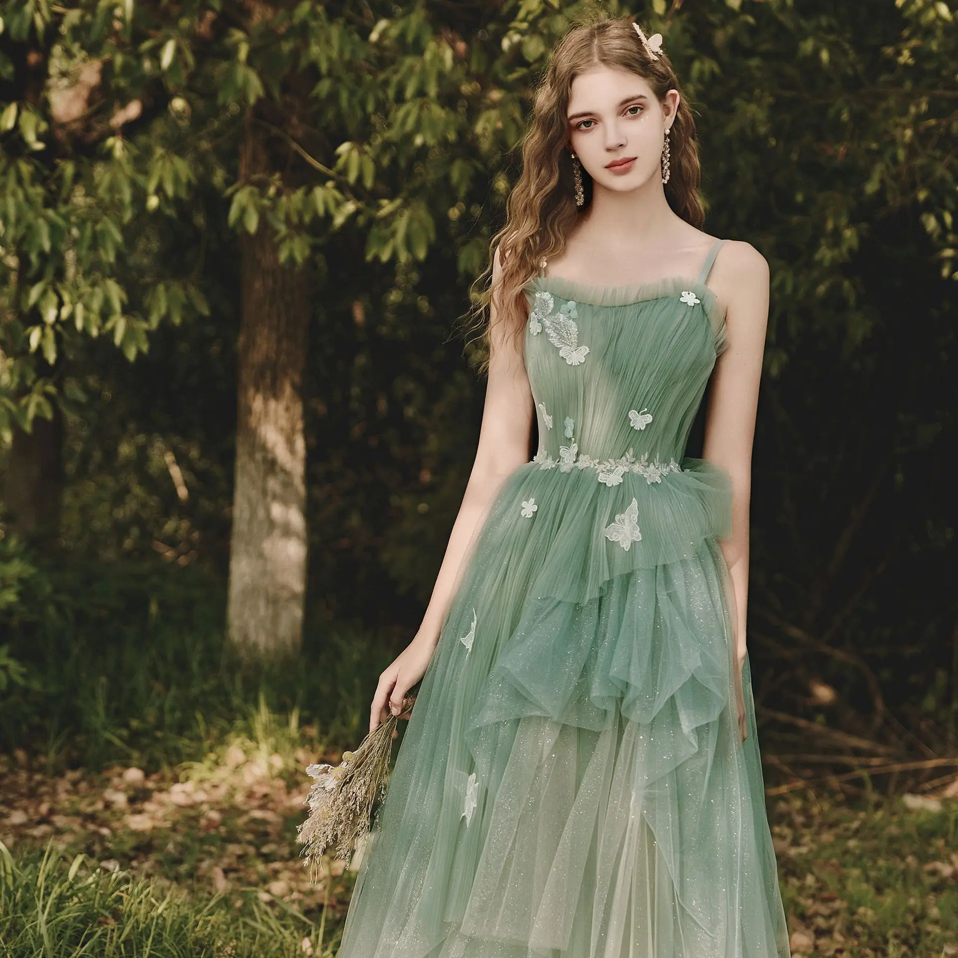 

Summer Lady Fairy Spirit Quinceanera Dress Green Tulle Butterfly Decoration Sling Formal Dresses Off Shoulder Ruffles Ball Gown