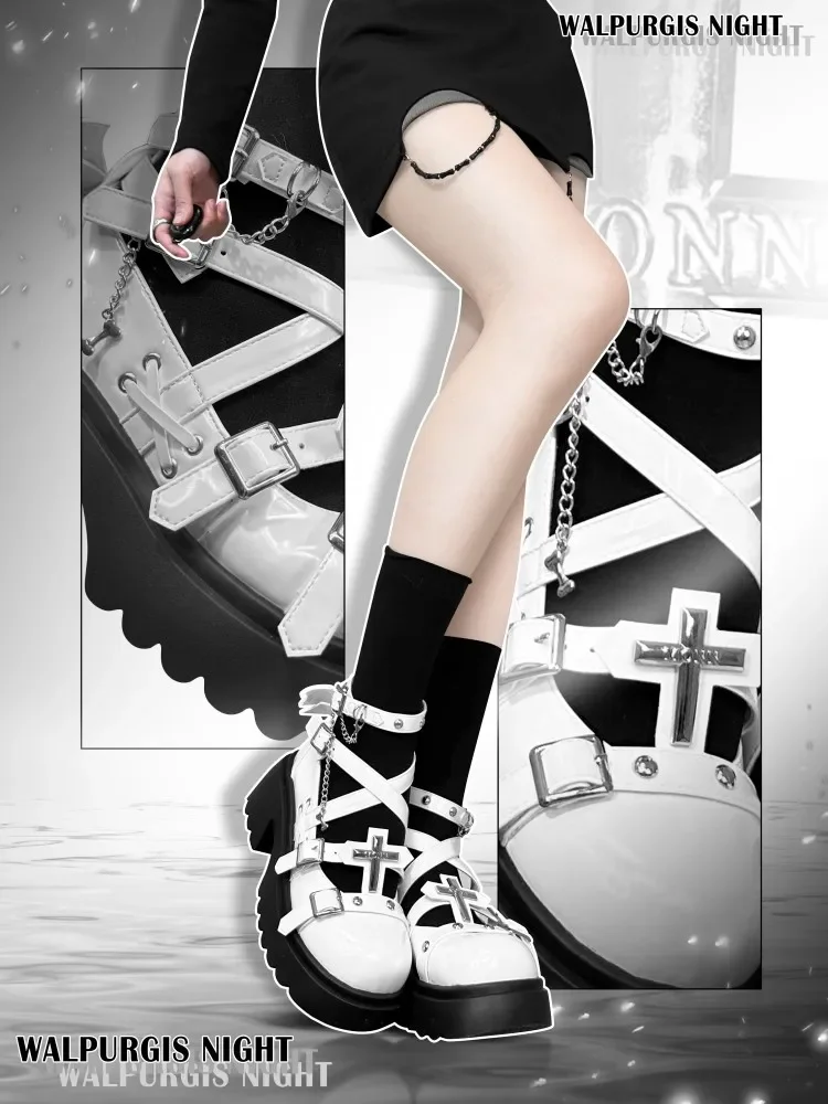 Женские туфли в стиле панк черные на платформе и высоком каблуке Y2k лето 2024