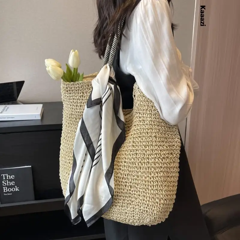 

Straw Large Capacity Beach Summer Woven Tote Bag Luxury Ladies Underarm Shoulder Bags Designer Casuals Versatile 2023 New Trendy