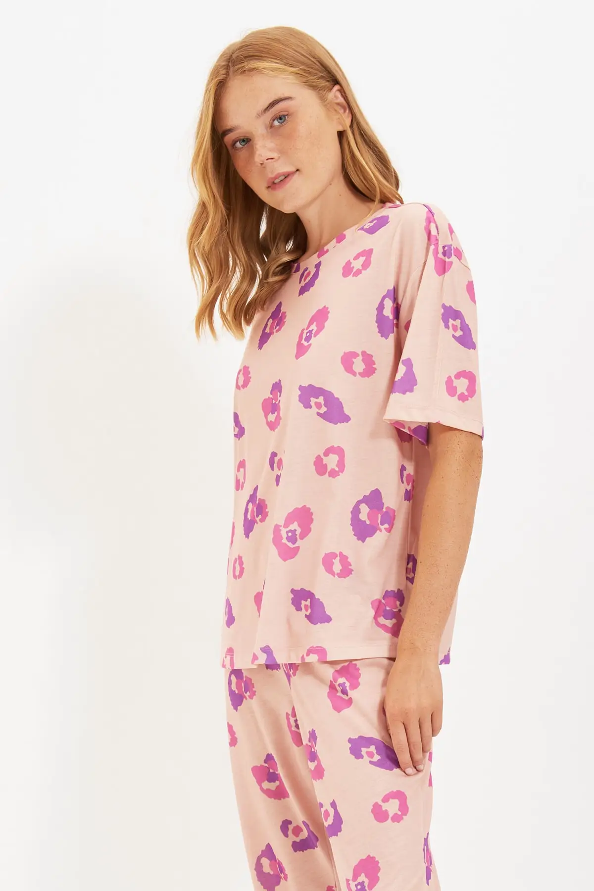 

Trendyol Printed Knitted Pajamas Set THMAW22PT0174