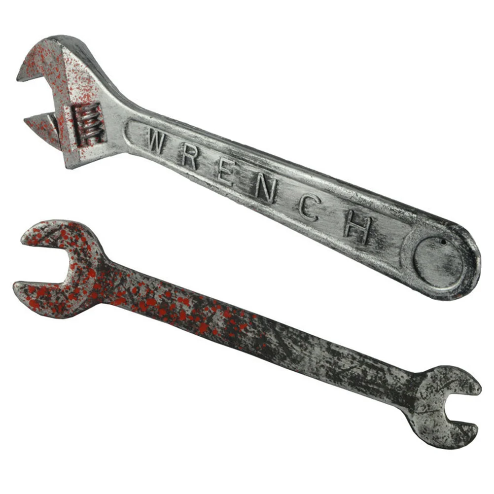 

2pcs Halloween Party Wrench Fake Spanner Halloween Photo Prop Spanner