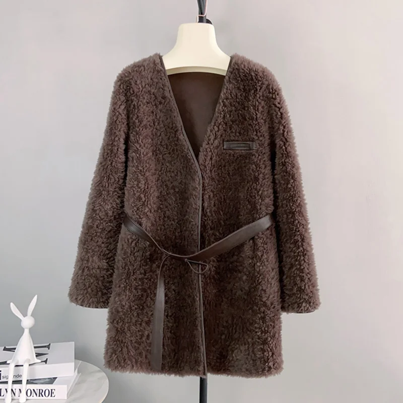 

RosEvans Vintage High Quality Sheep Fleece Coat Loose Female Lamb Fur Coat Warm Autumn Winter New Fur One Solid Fur Woman Jacket