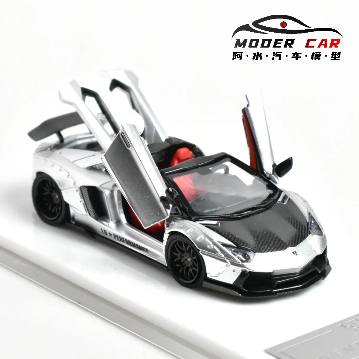Фото RM 1:64 Aventador LP700-4 открытая литая модель автомобиля №3