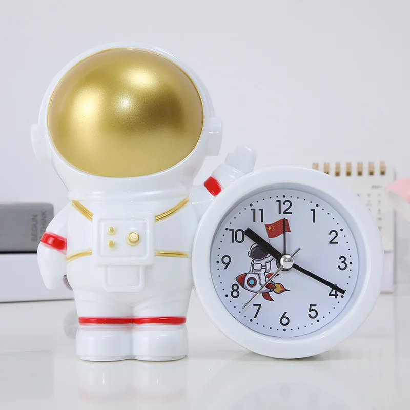 

Alarm Clock Astronaut Model Statue Alarm Clock Bedroom Bedside Cartoon Sculpture Decoration