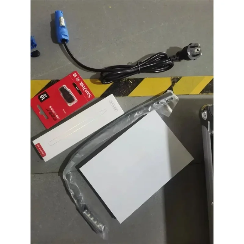 Фото Пульт управления освещением Tiger Touch II Titan DMX512 Avolites Professional с кейсом для транспортировки №1