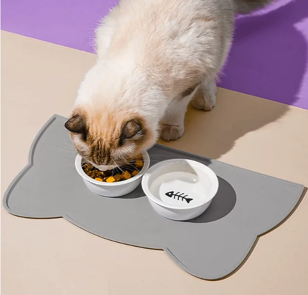 

Pet Silicone Food Mat Portable Waterproof Leak-Proof Non-Slip Feeding Mats Bowl Pad Cushion For Cats Dogs Pet Items Cat Placemat