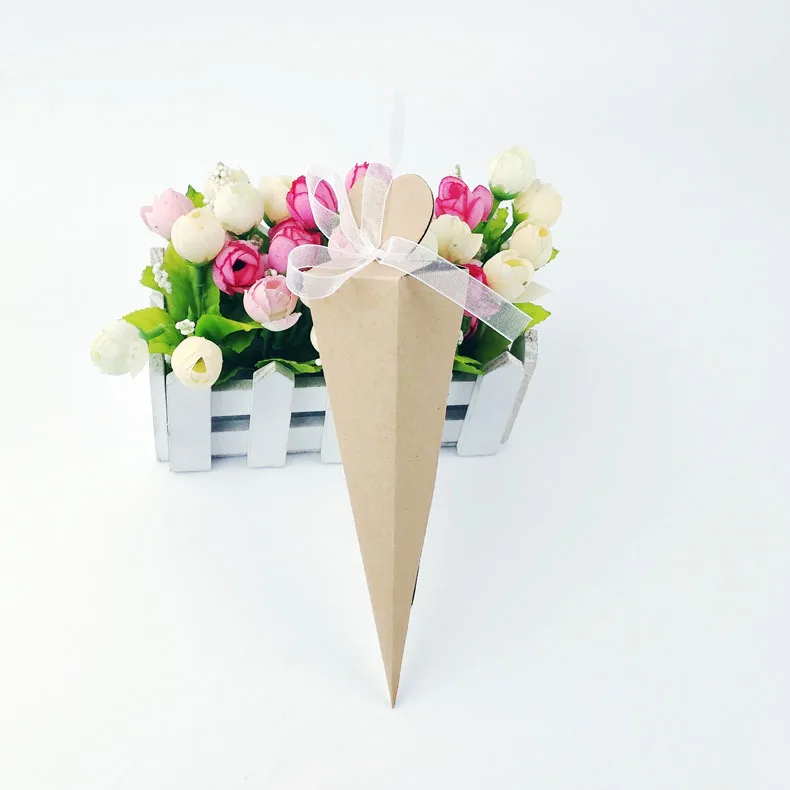 

50pcs New Design Ice Cream Shaped Candy Box Delta Gift Bags Candy Packaging for Birthday Wedding Party Decorations Supplies