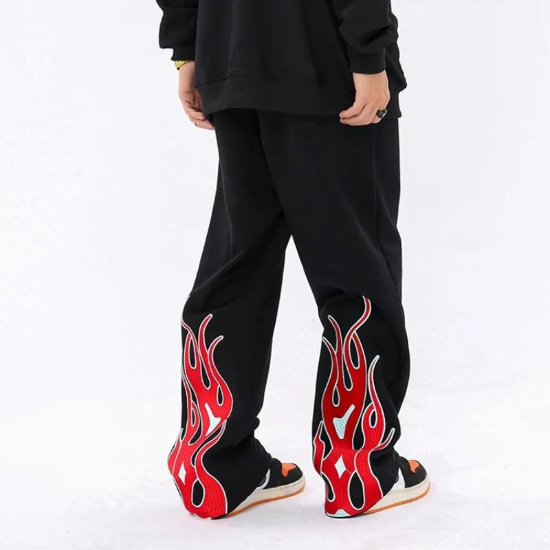 

2022 High Street Retro Flame Graphic Hip Hop Sweatpants Mens Full Length High Waist Loose Wide Leg Pants Winter Casual Trousers