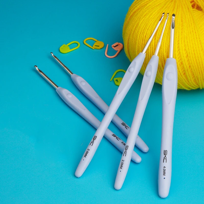 

Sweater Needle Tool Wholesale TPR Aluminum Crochet Soft Rubber Handle Safety Crochets Handmade Materials Sewing Accessories New