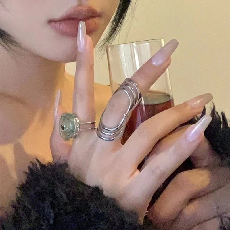 Гибкое соединительное кольцо широкое массивное в готическом стиле ювелирное