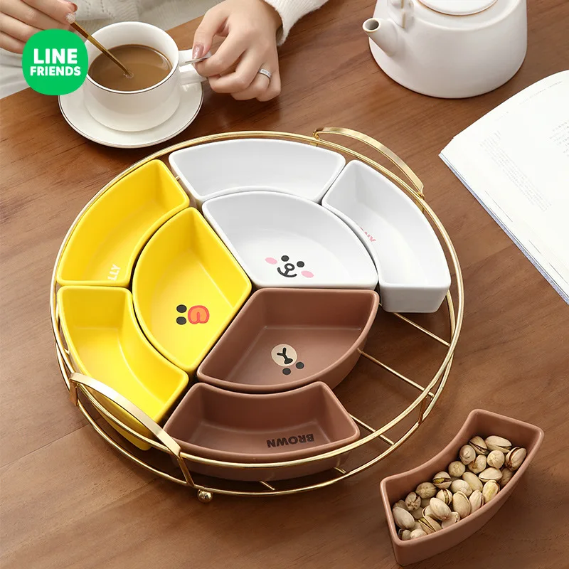 

LINE FRIENDS New Ceramic Reunion Platter Tableware Combination Chinese New Year Round Table Arrangement Set Snack Fruit Plate