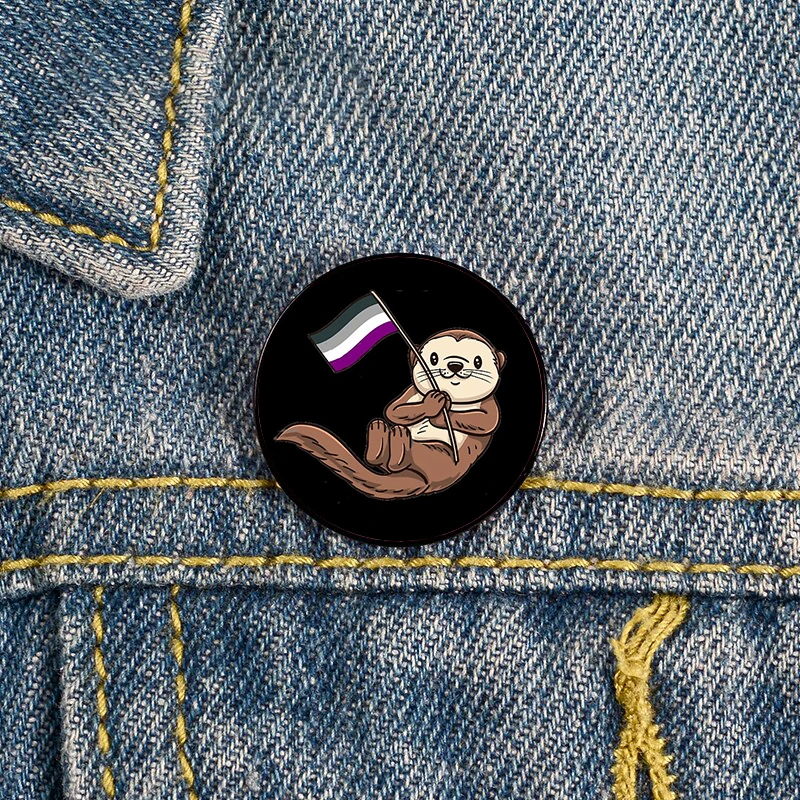 

Ace Pride Sea Otter Pin Custom Brooches Shirt Lapel teacher tote Bag backpacks Badge Cartoon gift brooches pins for women