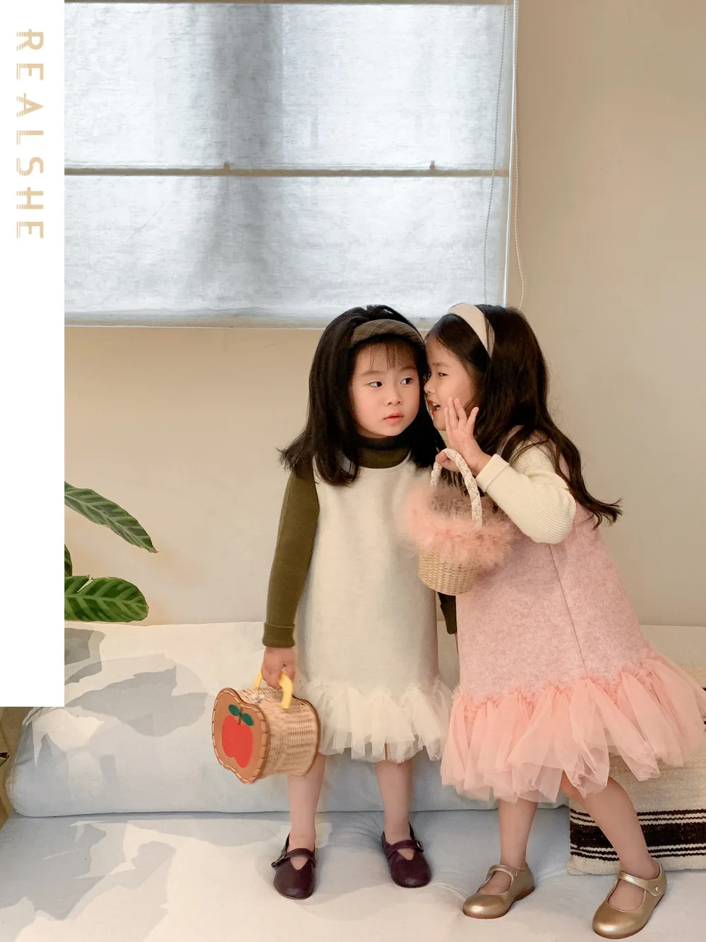 

2023 New Toddler Kids Baby Girls Dress Solid Sleeveless Tulle Patchwork Dress Autumn Sweet Girls Party Princess Dress
