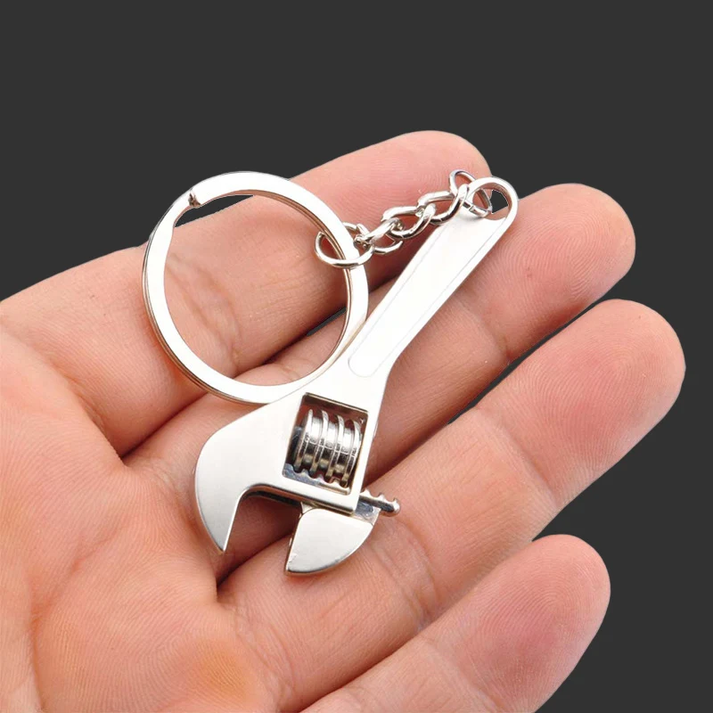 

NILIN 1PC Multifunction Mini Wrench Portable Hand Tool Jaw Spanner Key Chain Universal Adjustable Wrench Small Chiave Portatile