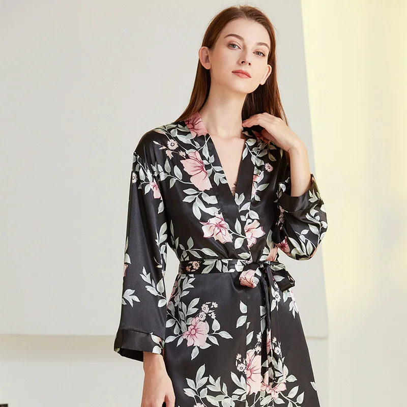 Floral Print Black Color Luxury Women Pjs Silk Pajamas Set Long-Sleeve Autumn Winter Sleepwear Nightwear Set For Women Homewear