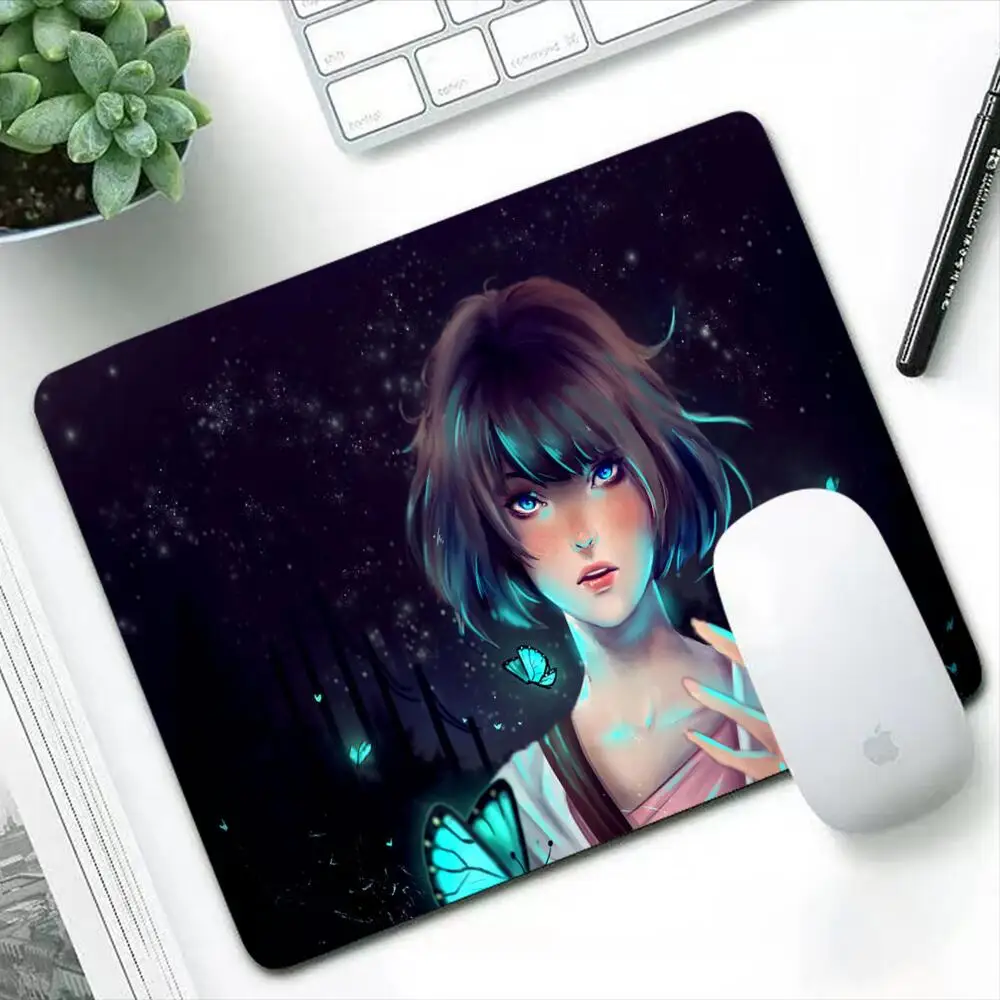 

Life Is Strange Mousepad Gaming Accessories Small Mouse Pad Computer Table Carpet Kawaii Mouse Mat Pc Gamer Keyboard Desk Mat