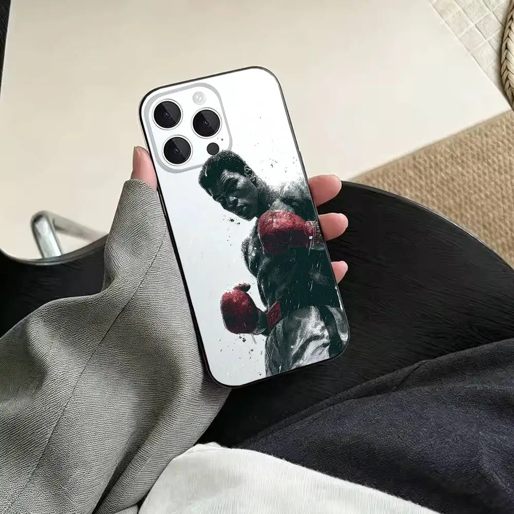 Противоударный мягкий черный чехол для телефона Boxer M-Muhammad Ali, подходит для iPhone 11, 12, 13, 14, 15, 16, 17, Pro, Max, Plus, X, XS, SE4, Mini. (art.: 3920dd256689f) - 3920dd256689f